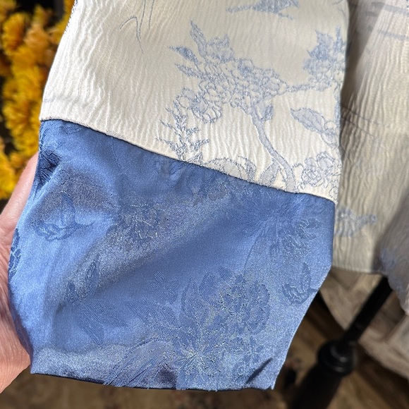 Elegant Women's Satin Asian Jacket with Blue Floral and Scenic Design - Picture 6 of 11